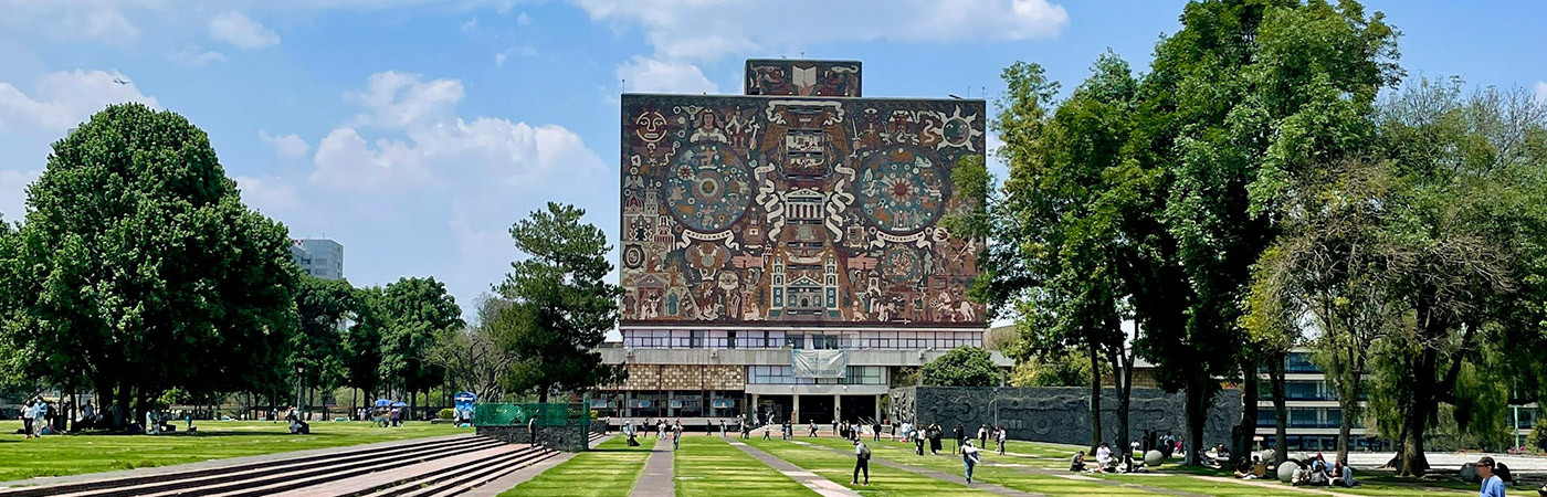 Banner Attractive - Universidad Autónoma de México (Autonomous University of Mexico)