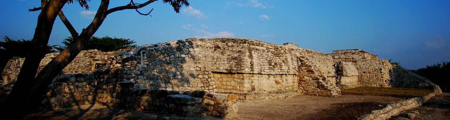 Banner Chiapa de Corzo archaeological site